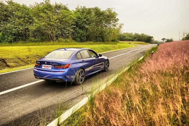 试驾全新BMW 3系：更舒适是事实，但绝非不运动