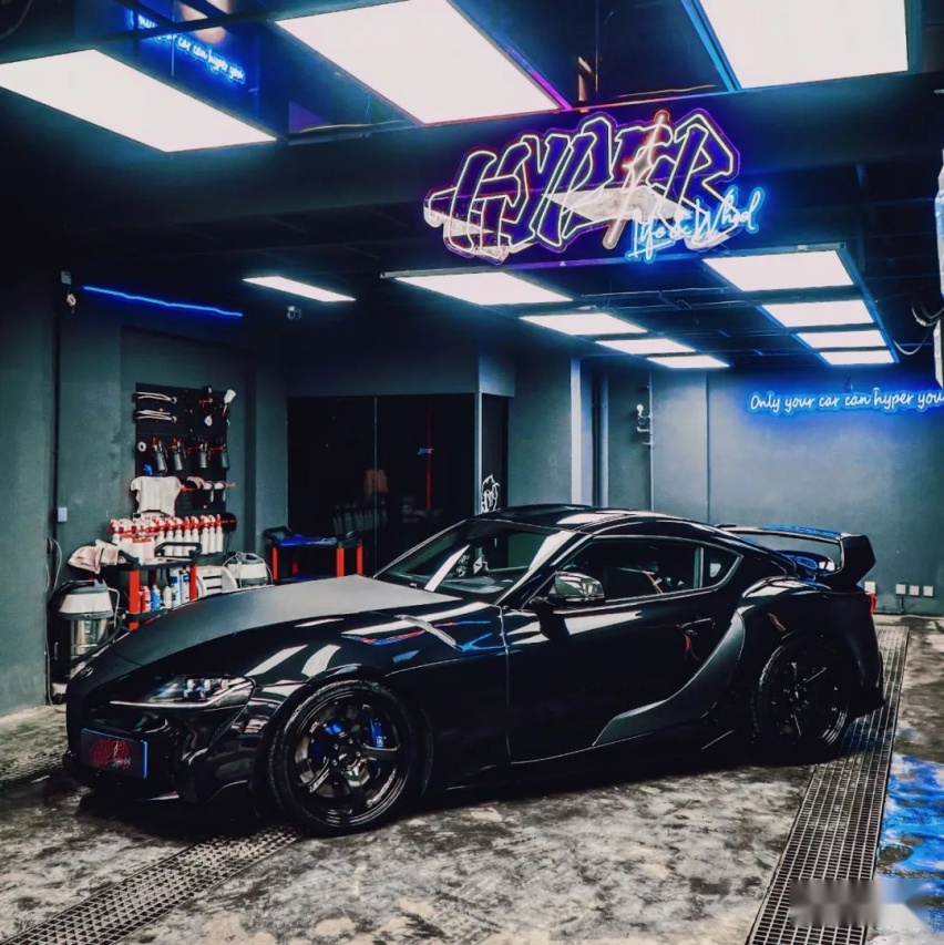 满是碳纤维件的丰田Supra，为了一套轮毂而舍去Endless刹车
