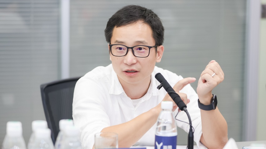 岚图汽车销售服务有限公司副总经理刘展术