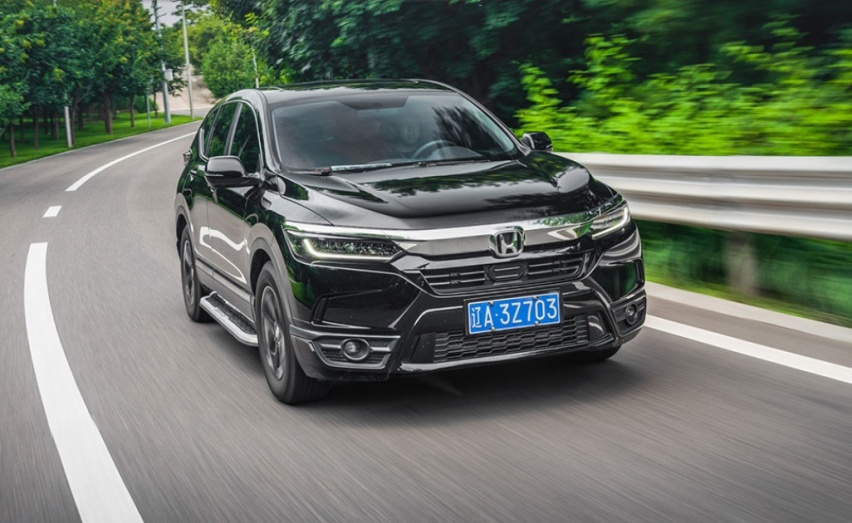 同为油电混动，魏牌拿铁DHT与CR-V、皓影、荣放硬碰硬，能有胜算