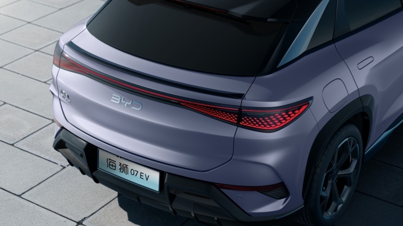 首款中型纯电SUV！比亚迪海狮07 EV亮相，或20万起，根本不愁卖？