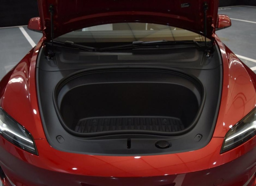 Model 3销量下滑严重，看来是国产竞品的冲击力度太大