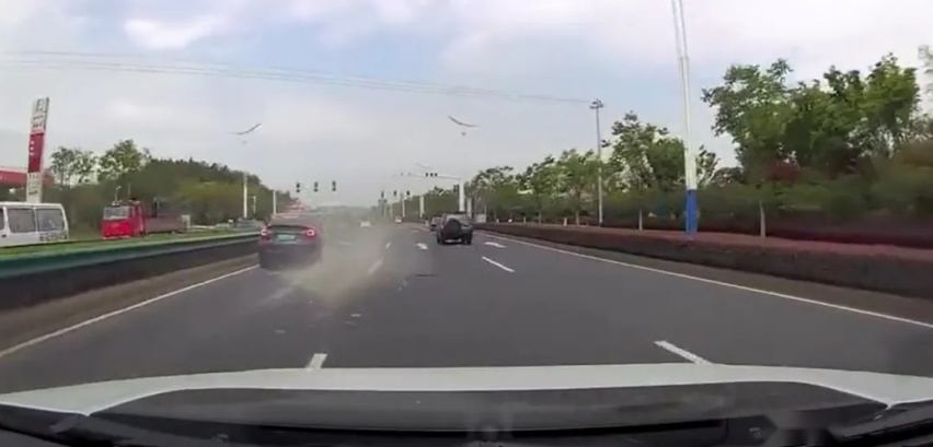 问题集中爆发的特斯拉，何去何从？