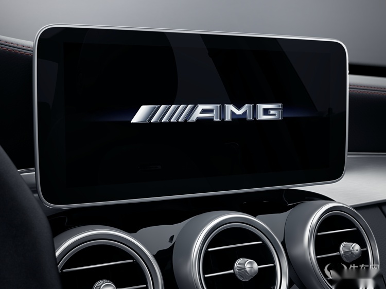 静待全新一代产品发布，年度改款AMG C 43轿跑上市售64.74万