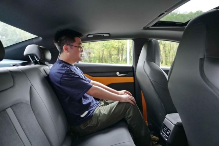 年轻人的第一台入门性能车 全新奕炫马赫版还是长安逸动PLUS？