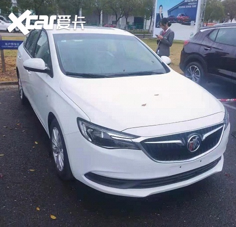 到店体验21款别克英朗上市2个月降至75万起高配有混动