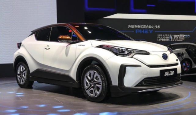 一汽丰田奕泽IZOA EV正式上市 续航里程400km