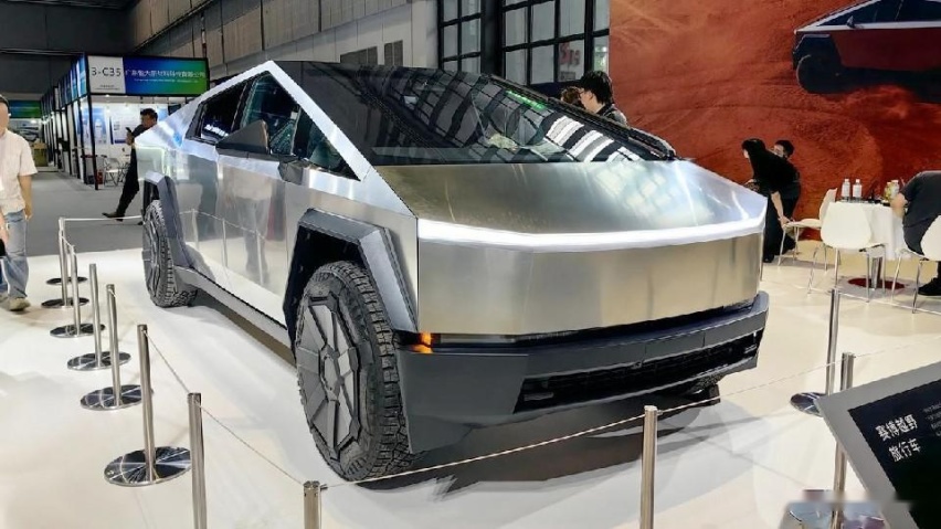 花370万买绿牌特斯拉皮卡，悬挂易断，越野不如国产车？