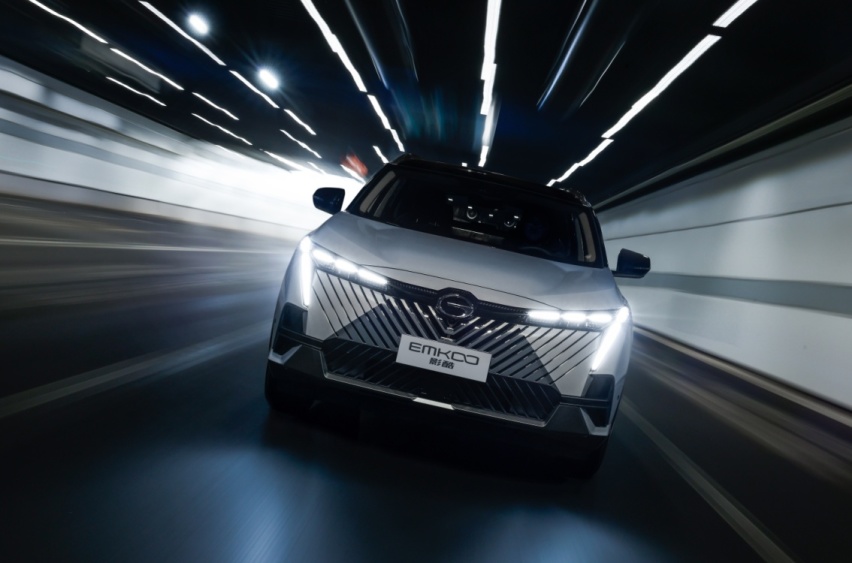 广汽传祺史上最帅SUV，影酷搭载钜浪混动GMC2.0来袭
