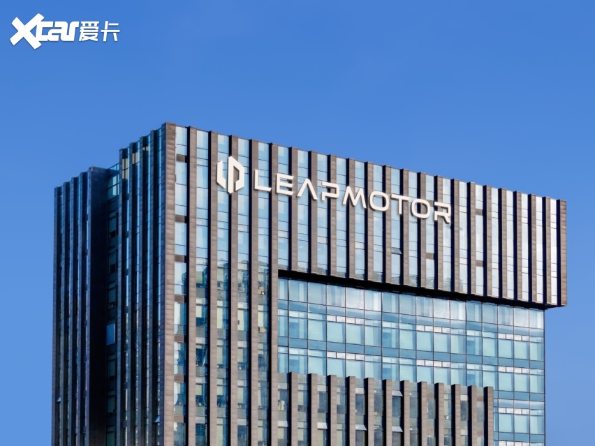 拒绝躺平庆功！零跑十周年朱江明定调：从跟跑到领跑，2026冲百万销量