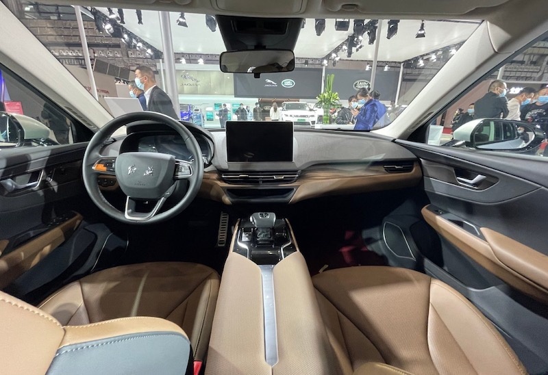 NEDC续航431公里 定位中型纯电轿车 红旗E-QM5发布