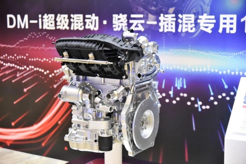 师出同门,插混车比增程车领先在哪?