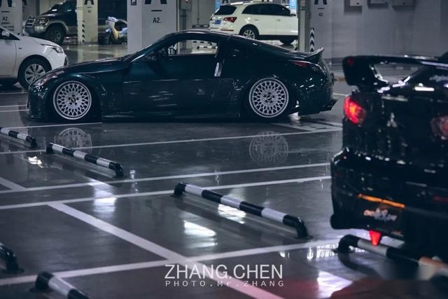 经典淑女焕新春，墨绿色日产350Z改装完美姿态