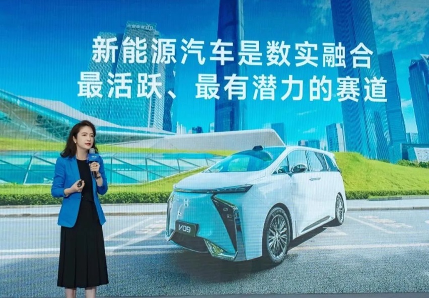 杜兰跨界操盘第一炮，合创V09的定位是个伪命题？