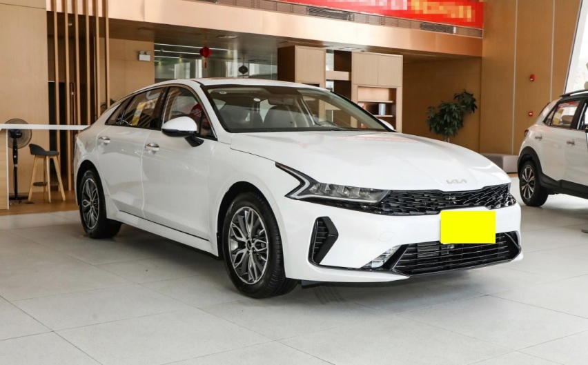 9月就卖了46台新车！才上2025款的起亚K5，为何销量不升反降？