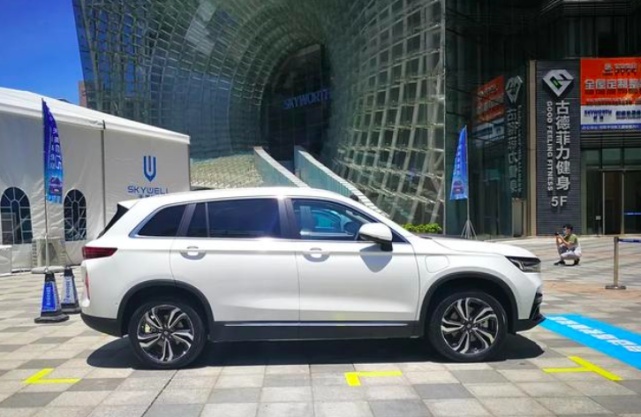 又一造车新势力亮相，旗下纯电SUV价格15万元起