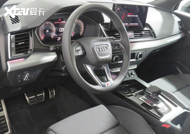 海外实拍中期改款奥迪Q5 前脸小调整/动力或增轻混