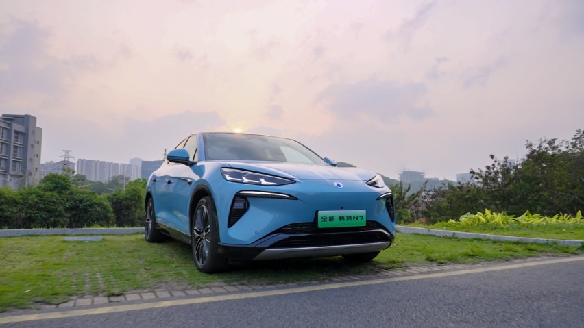 25万纯电SUV该选谁？全新腾势N7对比Model Y