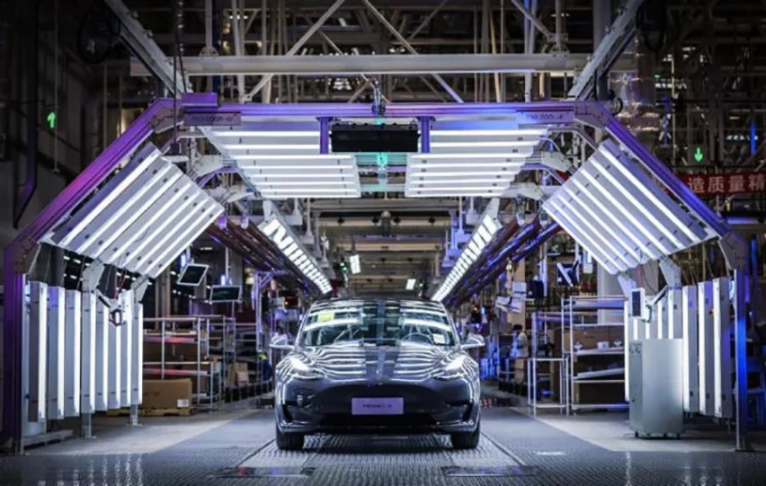 国产特斯拉Model 3开始交付