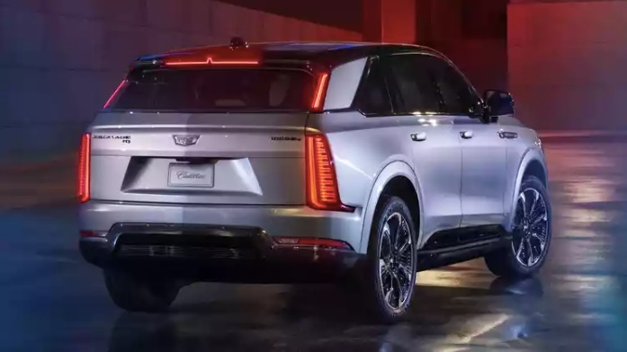 最大续航724km 全尺寸纯电SUV 凯雷德Escalade IQ 亮