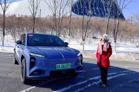 低温续航不焦虑！红旗天工08一台不怕冷的全能座驾