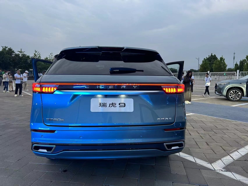 售价15.29万-20.39万，奇瑞瑞虎9上市，全系车型261马力