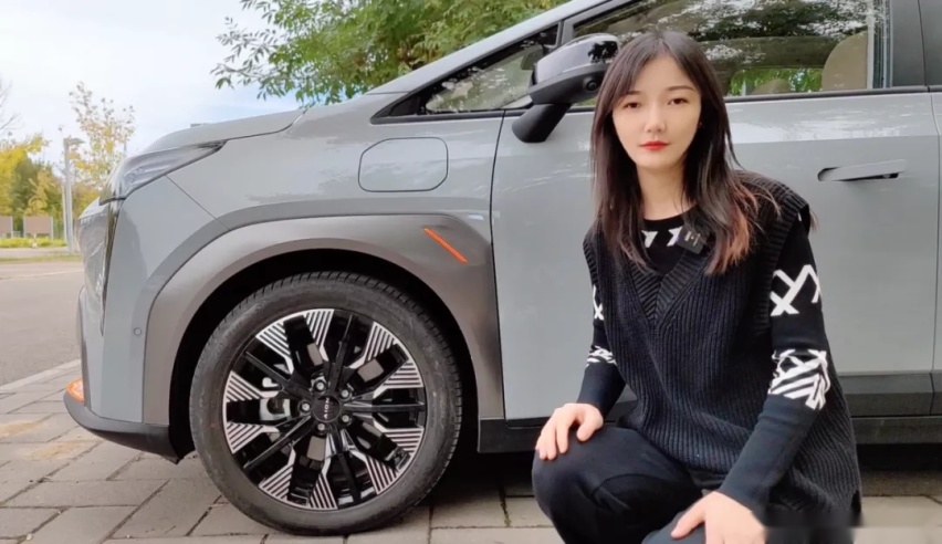 试驾广汽埃安AION Y纯电动SUV 悬挂偏软支撑不够？