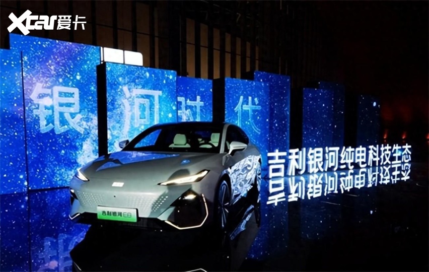 年味渐浓，银河E8以17.58万起售价引疯抢，新年出行就选它！