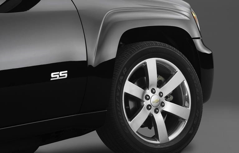 SUV鼻祖肌肉车雪佛兰创界SS：AWD+V8，操控性强，可惜消失太早