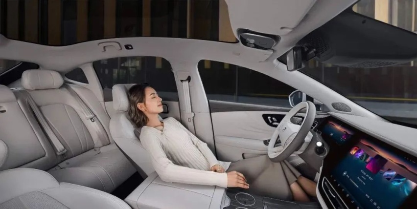 手握 AI 的飞凡到底升级了什么？