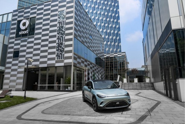 点亮城市绿洲 smart入驻上海陆家嘴