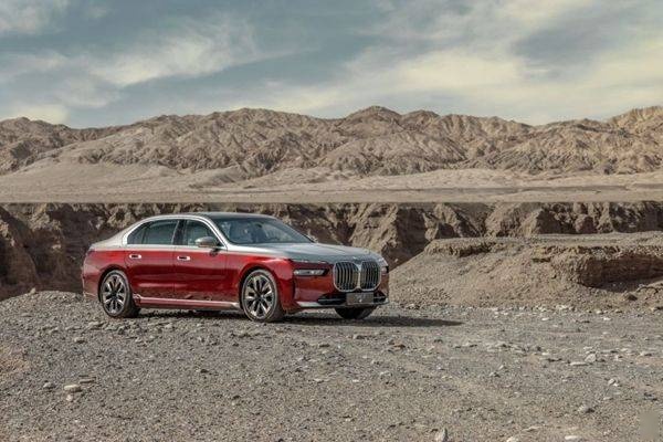 穿越千年丝路 与全新BMW 7系为伴跨越时间的想象