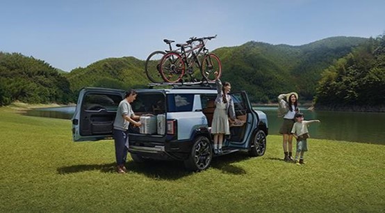 价格揭晓，智能硬派SUV豹8售37.98万元起，比亚迪与华为的联合旗舰