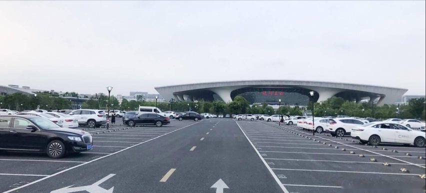 杭州东站停车场收费标准2022，杭州东站停车一天封顶多少钱