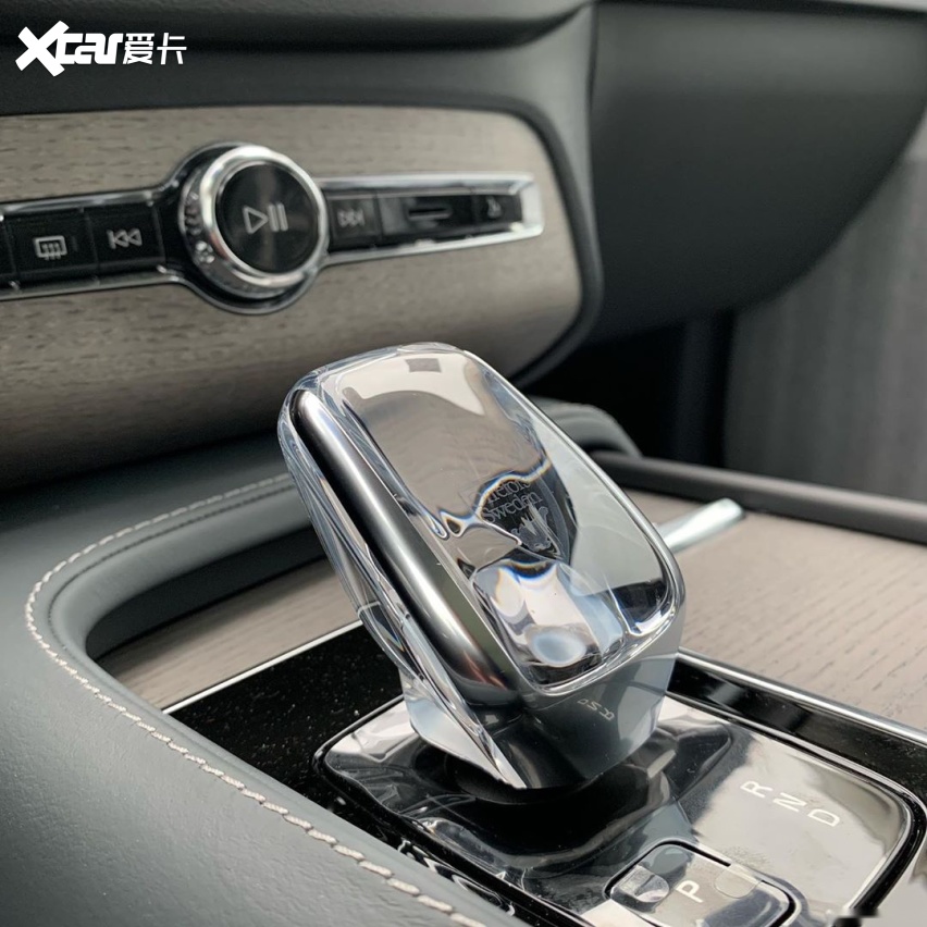 规整的大气风 沃尔沃XC90海外实车