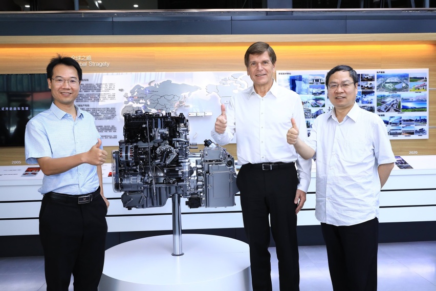世界首款9速双离合变速器+热效率38.3%发动机长城汽车造