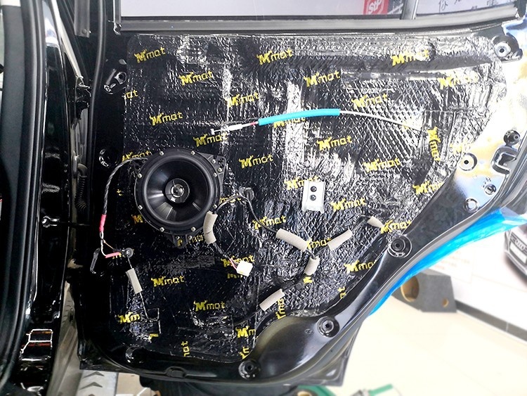台州慧声汽车音响，现代途胜汽车音响改装黄金声学，JBL