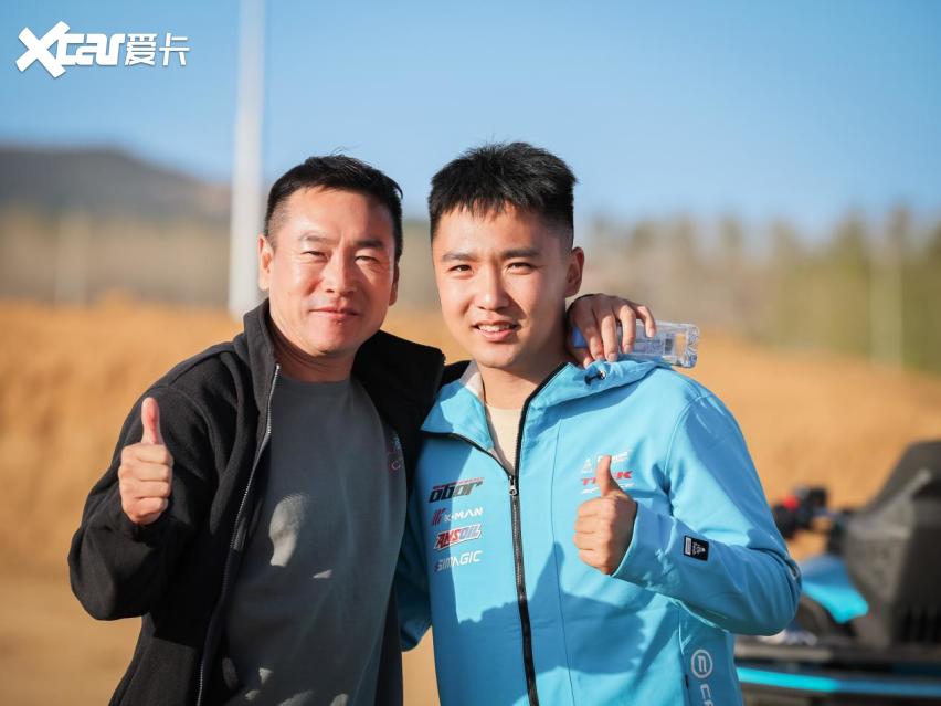 沙尘中的拼抢！2026中国汽车场地越野锦标赛（COC）邹城站预赛竞逐
