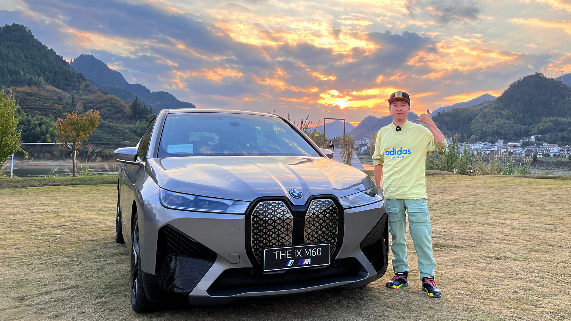 �������늙C߀�����ͣ�iX M60�����p늙C��߀������ЩBMW�ڿƼ�