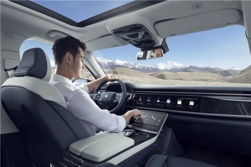 极狐新能源车 | 勇敢革新打造出颜值性能并存的极狐阿尔法T