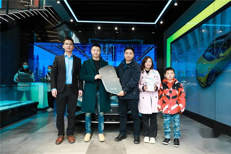 上汽大众ID.4X正式开启交付，20万纯电SUV中又一大杀器