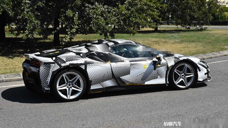 ferrari-sf90-stradale-spider-spy-photo (2).jpg