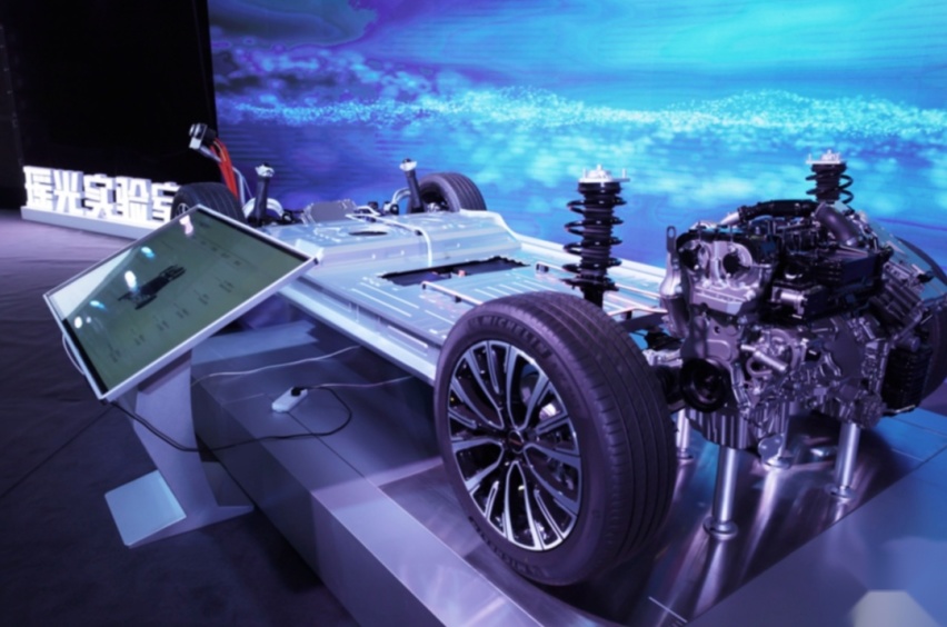 对标豪华SUV，星途轻奢旗舰SUV瑶光！预售16.78万元起