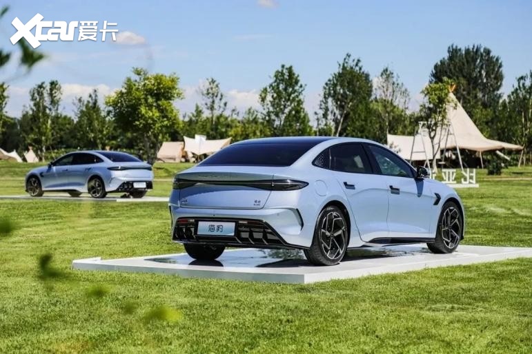 20万预算买智能纯电轿跑 比亚迪海豹和零跑C01怎么选？