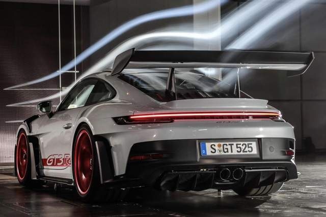 可上路的赛道利器 保时捷911 GT3 RS将5月24日公布售价