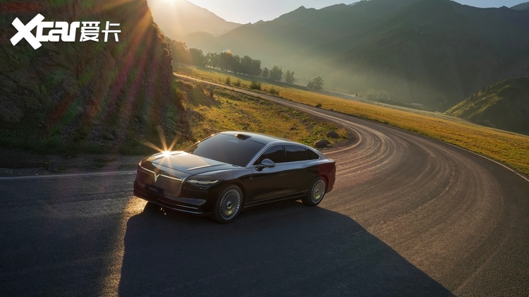 岚图追光L上市售 27.99万起！技术破局定义混动旗舰新基准