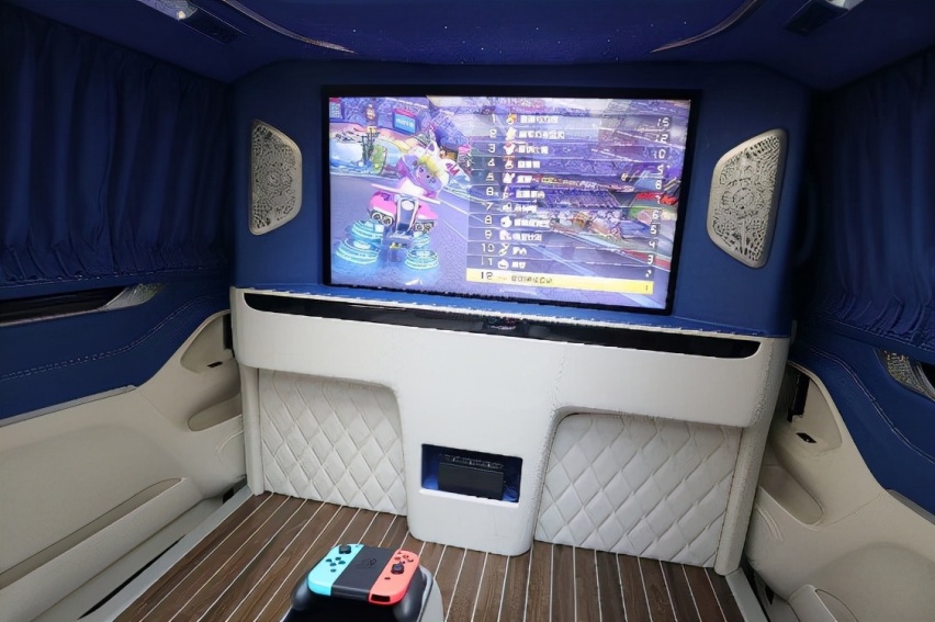 ​潮改车型任你pick “头号玩家”上汽大通MAXUS 成都车展C位出
