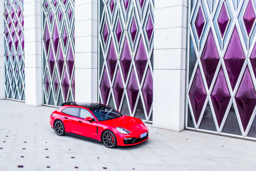 “瓦罐”迷的终极梦想 试驾保时捷Panamera GTS