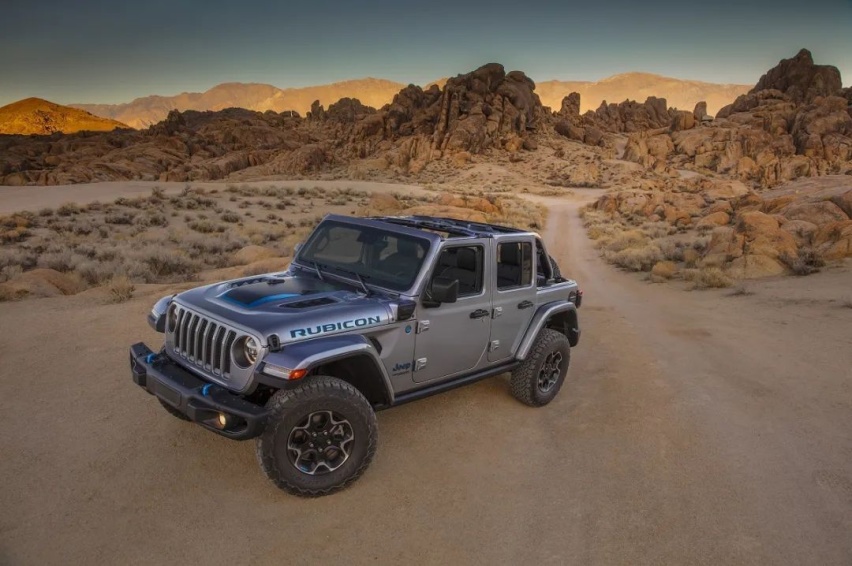 用Jeep的方式和世界来电