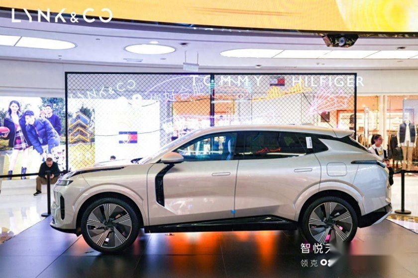 卉眼识车|智悦无界 超电之夜——领克08合肥区域品鉴会